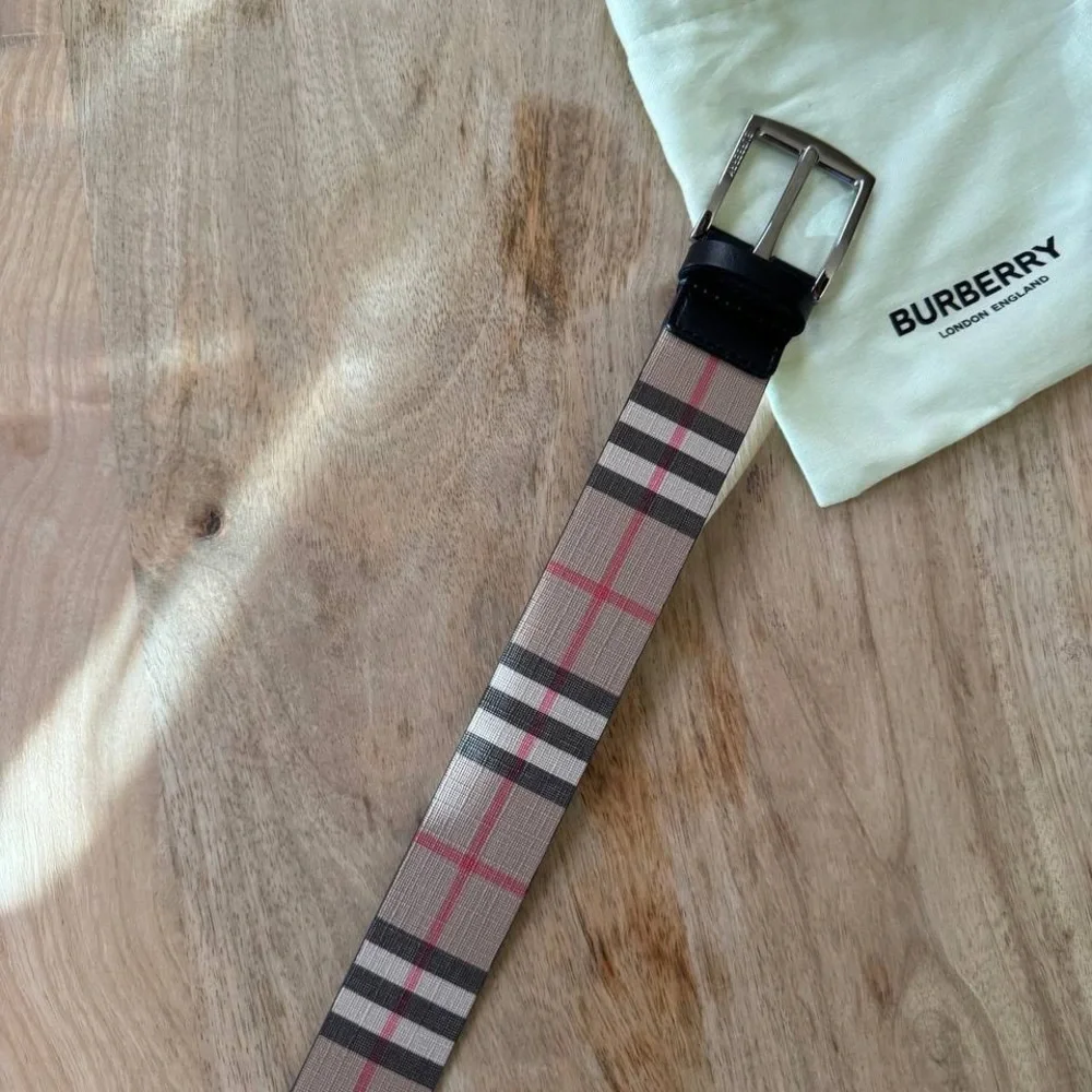 Burberry check belt - Picture 2 of 2